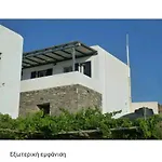 Syros House With View Apartmán