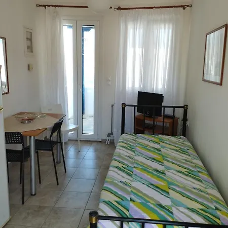 Syros House With View شقة